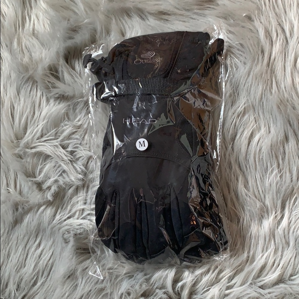 Men’s medium, winter gloves. HEAD